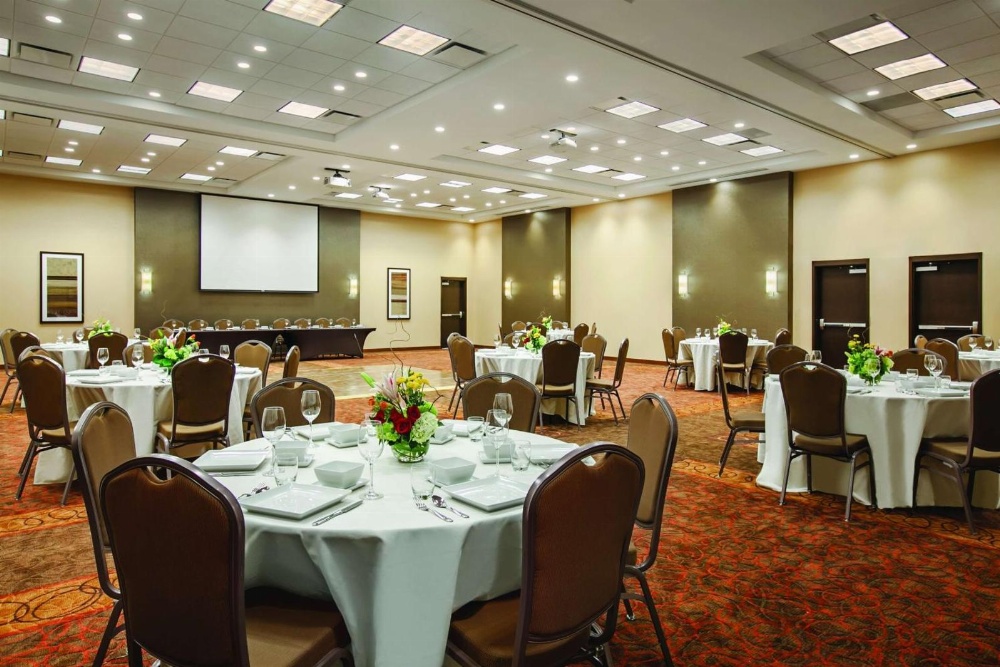 Hyatt Place Raleigh / Cary